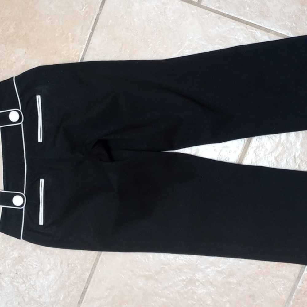 INC Black Capris with White Trim - Picture 8 of 10